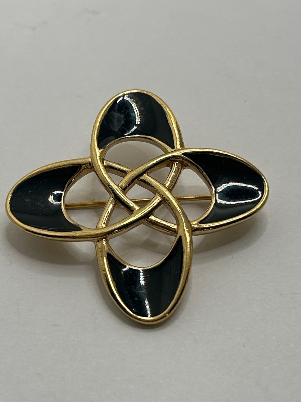 Trifari Black and Gold Space Age Atomic Interlaced Knot Brooch